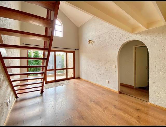 2 BEDROOM APARTMENT FOR SALE IN LONEHILL